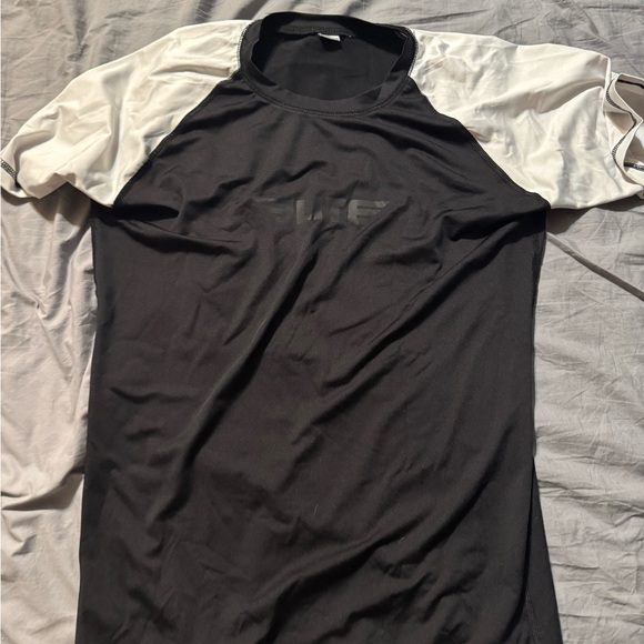 Elite Brand Rash Guard - Picture 1 of 2